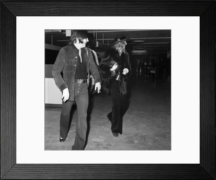Framed Print : Rolling Stones and Patti Boyd (Ronnie Wood guitarist). November 1973 73-9286 Framed Print : Rolling Stones and Patti Boyd (Ronnie Wood guitarist). November 1973 73-9286