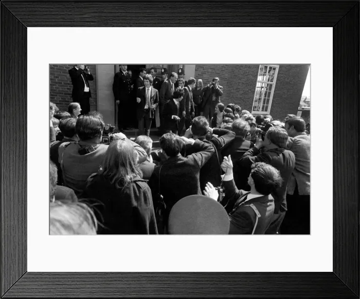 Framed Print : Crowds throng around Mick Jagger and Keith Richards on 10 May 1967 outside Chichester Framed Print : Crowds throng around Mick Jagger and Keith Richards on 10 May 1967 outside Chichester