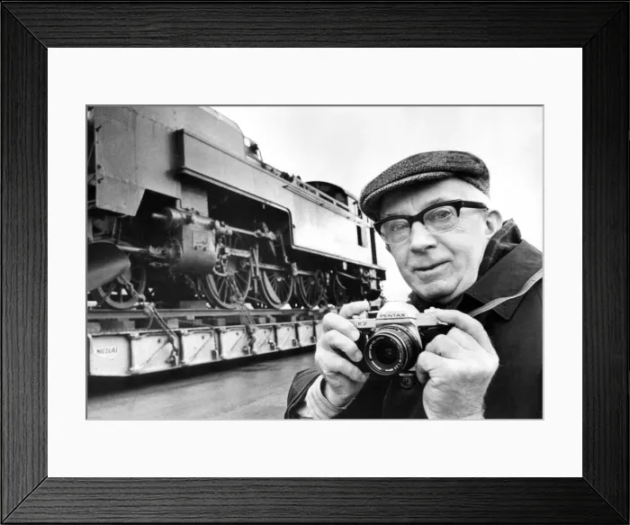 Framed Print : Russell Snowball, aged 61, of Fenham at North Shields to see the unloading of a Danish Framed Print : Russell Snowball, aged 61, of Fenham at North Shields to see the unloading of a Danish