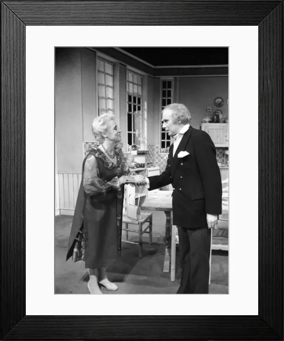 Framed Print : A scene from Alan Bennetts play Getting On, at the Belgrade Theatre