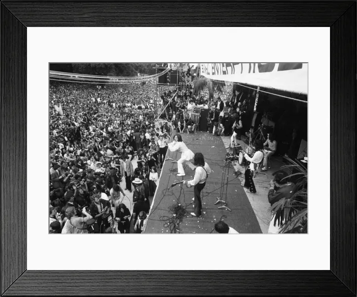 Framed Print : Mick Jagger sings on stage at a free Rolling Stones concert in Hyde Park, London Framed Print : Mick Jagger sings on stage at a free Rolling Stones concert in Hyde Park, London