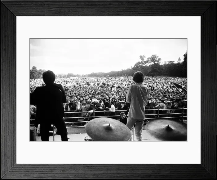 Framed Print : The Rolling Stones at Longleat, home of Lord Bath. Keith Richards Framed Print : The Rolling Stones at Longleat, home of Lord Bath. Keith Richards