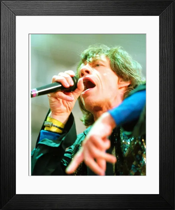 Framed Print : Mick Jagger of The Rolling Stones, performing at Murrayfield Stadium. 4th June 1999 Framed Print : Mick Jagger of The Rolling Stones, performing at Murrayfield Stadium. 4th June 1999