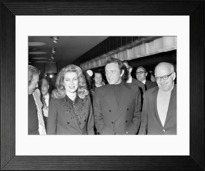 Framed Print : Fortieth birthday of film star Elizabeth Taylor. To mark the occasion Framed Print : Fortieth birthday of film star Elizabeth Taylor. To mark the occasion