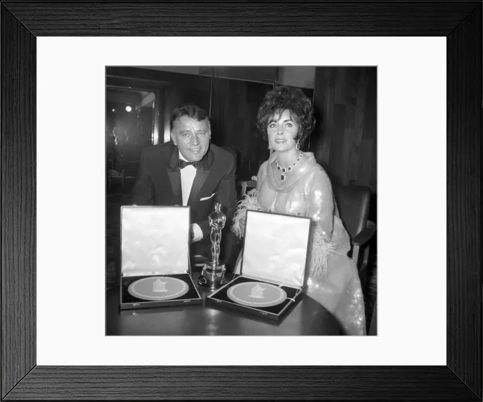 Framed Print : Richard Burton and Elizabeth Taylor seen here at film awards where Mrs Framed Print : Richard Burton and Elizabeth Taylor seen here at film awards where Mrs