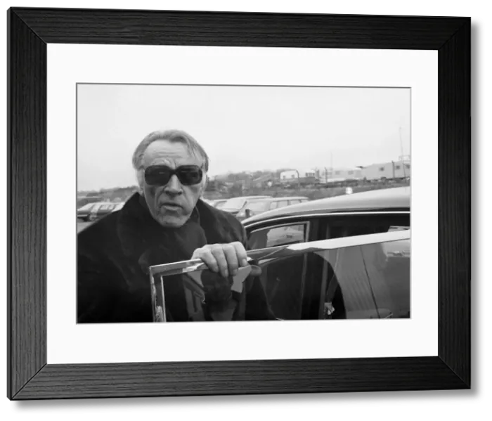 Framed Print : Richard Burton, 27th February 1982 Framed Print : Richard Burton, 27th February 1982