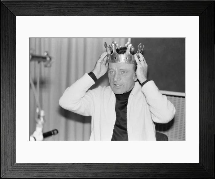 Framed Print : Richard Burton at Broadcasting House, where he is recording the role of Storyteller in