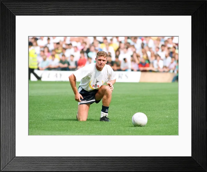 Framed Print : English League Division One match at White Hart Lane Tottenham Hostpur 3 v Framed Print : English League Division One match at White Hart Lane Tottenham Hostpur 3 v