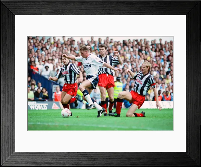 Framed Print : English League Division One match at White Hart Lane. Tottenham Hotspur 3 v Derby Framed Print : English League Division One match at White Hart Lane. Tottenham Hotspur 3 v Derby