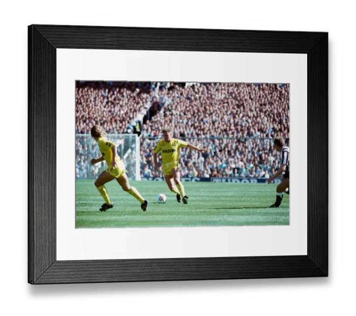 Framed Print : English League Division One match at St James Park. Newcastle United 2 v Tottenham Framed Print : English League Division One match at St James Park. Newcastle United 2 v Tottenham