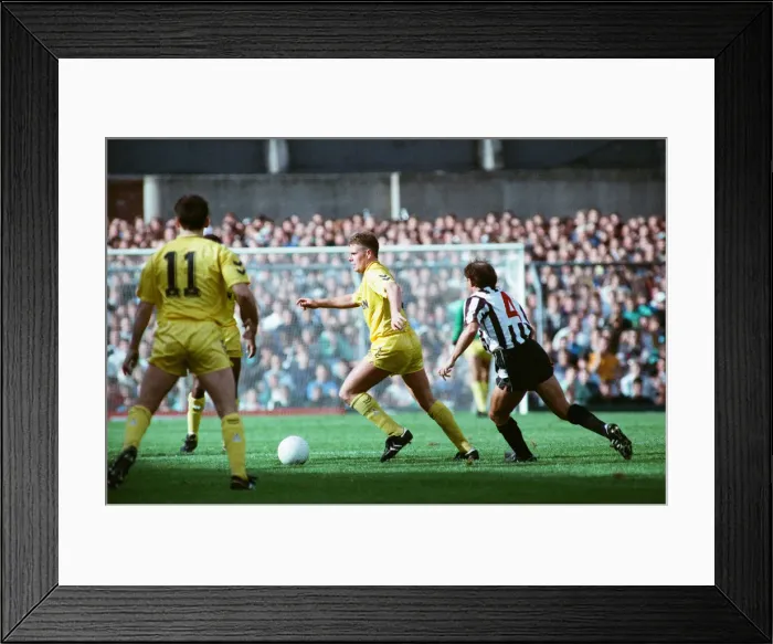 Framed Print : English League Division One match at St James Park. Newcastle United 2 v Tottenham Framed Print : English League Division One match at St James Park. Newcastle United 2 v Tottenham