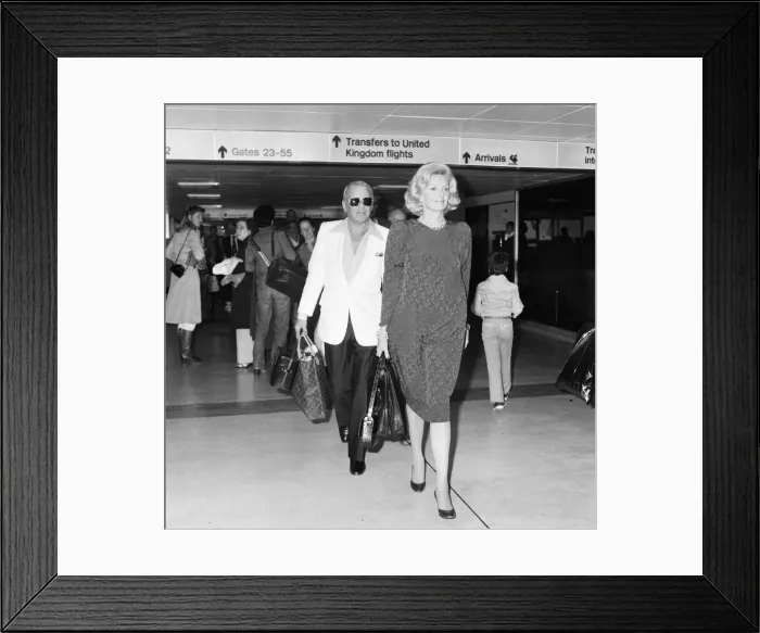 Framed Print : Frank Sinatra and wife Barbara Marx seen here at Heathrow Airport prior to their depature Framed Print : Frank Sinatra and wife Barbara Marx seen here at Heathrow Airport prior to their depature