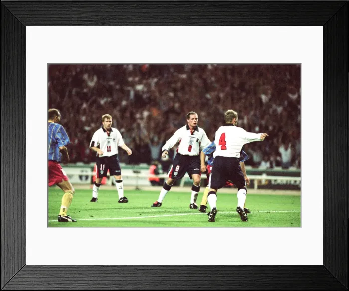 Framed Print : 1998 World Cup Qualifier at Wembley Stadium. England 4 v Moldova 0 Framed Print : 1998 World Cup Qualifier at Wembley Stadium. England 4 v Moldova 0