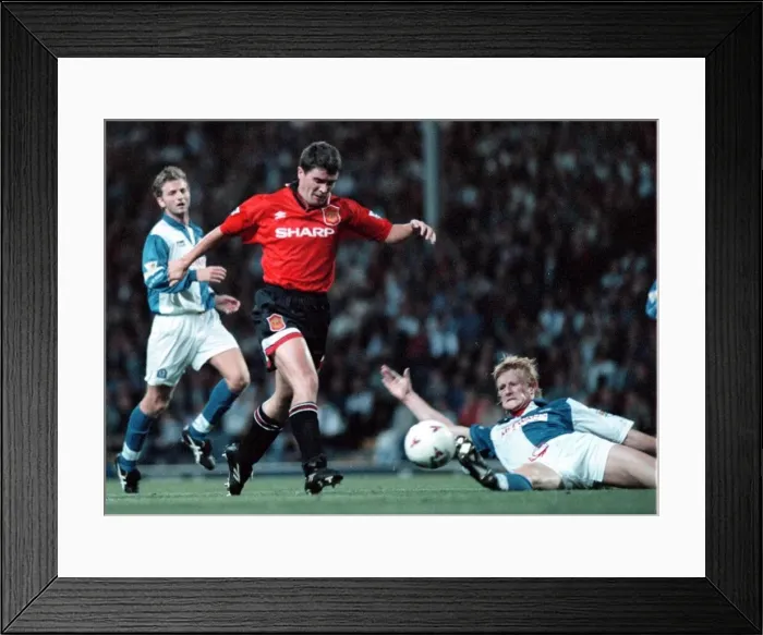 Framed Print : Colin Hendry tackle moments before dive by Roy Keane Manchester United Player who was