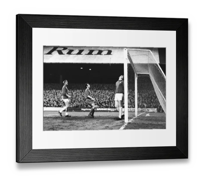 Framed Print : Cardiff City 1-0 Real Madrid 1971 Cup Winners Cup Quarter-final 1st leg Framed Print : Cardiff City 1-0 Real Madrid 1971 Cup Winners Cup Quarter-final 1st leg