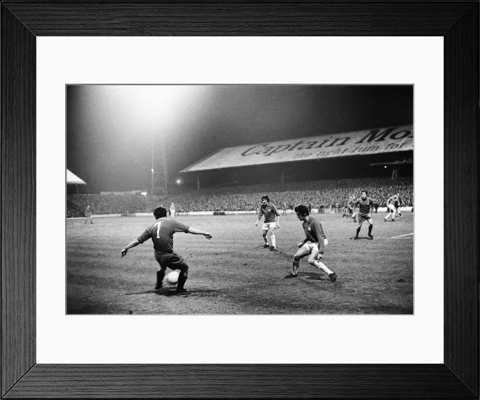 Framed Print : Cardiff City 1-0 Real Madrid 1971 Cup Winners Cup Quarter-final 1st leg Framed Print : Cardiff City 1-0 Real Madrid 1971 Cup Winners Cup Quarter-final 1st leg
