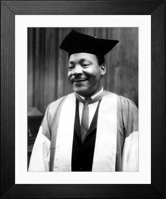 Framed Print : Dr Martin Luther King, the American civil rights leader Framed Print : Dr Martin Luther King, the American civil rights leader