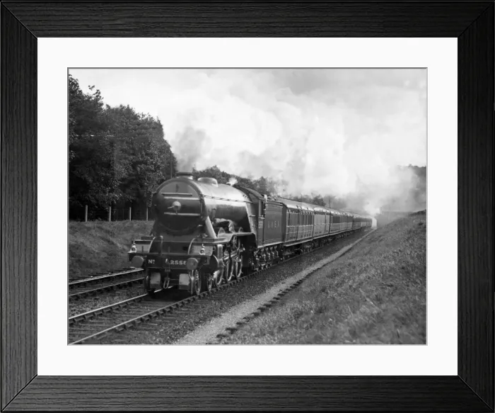 Framed Print : The Scarboro Flier on 24th July 1932 steaming down the line Framed Print : The Scarboro Flier on 24th July 1932 steaming down the line