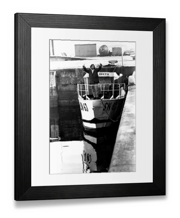 Framed Print : Former Swan Hunter coppersmith and welder Rob Dixon, 38 Framed Print : Former Swan Hunter coppersmith and welder Rob Dixon, 38