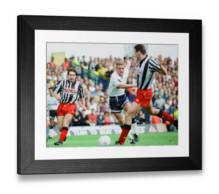 Framed Print : English League Division One match at White Hart Lane. Tottenham Hotspur 3 v Derby