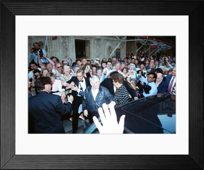 Framed Print : Singer Frank Sinarta is mobbed by waiting fans as he arrives at the Royal Albert Hall to Framed Print : Singer Frank Sinarta is mobbed by waiting fans as he arrives at the Royal Albert Hall to