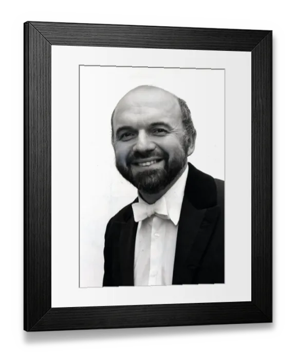 Framed Print : Barry-born tenor Robert Tear who was made a CBE in the Honours List - 31st December 1983 Framed Print : Barry-born tenor Robert Tear who was made a CBE in the Honours List - 31st December 1983