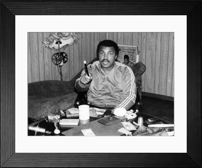 Framed Print : Defiant Muhammad Ali, set on snatching back the world heavyweight title for the fourth Framed Print : Defiant Muhammad Ali, set on snatching back the world heavyweight title for the fourth