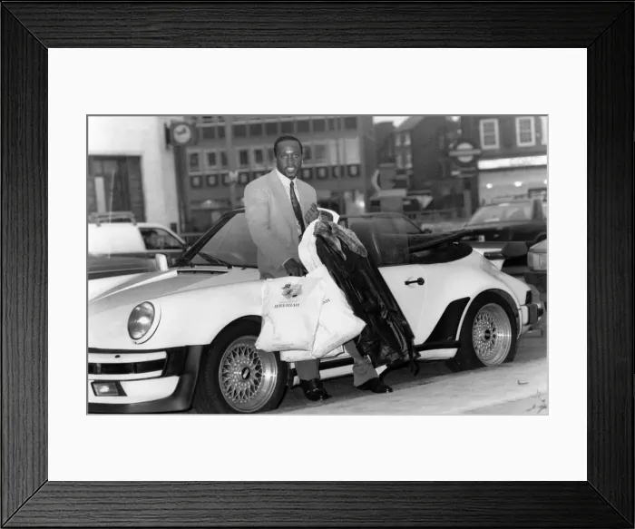 Framed Print : Boxing dandy Nigel Benn breezed through a £1, 000-a-minute spending spree yesterday Framed Print : Boxing dandy Nigel Benn breezed through a £1, 000-a-minute spending spree yesterday