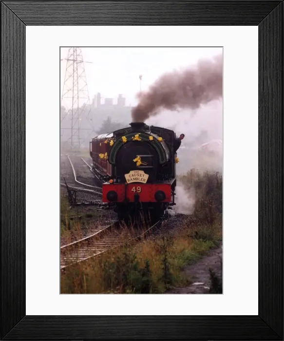 Framed Print : The Causey Rambler makes its way out of the new East Tanfield Railway station on 27th Framed Print : The Causey Rambler makes its way out of the new East Tanfield Railway station on 27th
