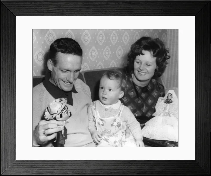 Framed Print : Aston Villa Footballer Vic Crowe with his family. 26th May 1962