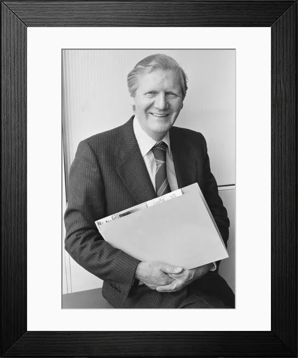 Framed Print : Len Went a. k. a. Mister Wembley to the worlds press Framed Print : Len Went a. k. a. Mister Wembley to the worlds press