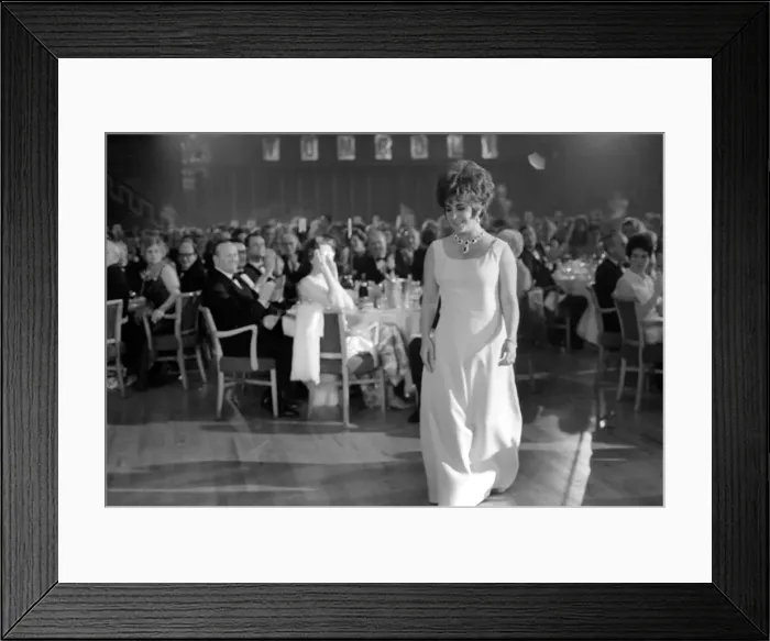 Framed Print : Richard Burton and Elizabeth Taylor seen here receiving awards from Lord Mountbatten Framed Print : Richard Burton and Elizabeth Taylor seen here receiving awards from Lord Mountbatten