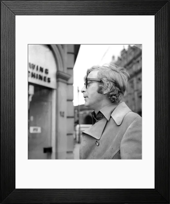 Framed Print : Actor Michael Caine on Westgate Road, Newcastle on 27th July 1970 Framed Print : Actor Michael Caine on Westgate Road, Newcastle on 27th July 1970