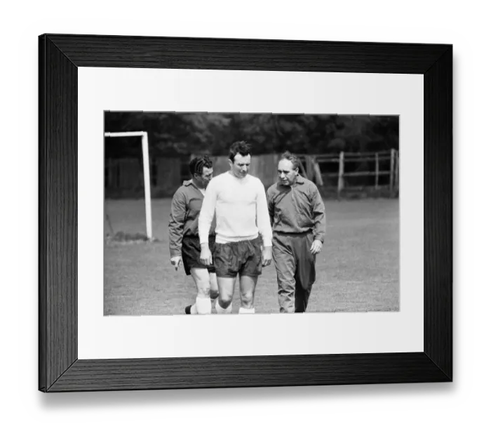 Framed Print : England Squad training at Roehampton for tomorrows match at Wembley against Yugoslavia Framed Print : England Squad training at Roehampton for tomorrows match at Wembley against Yugoslavia