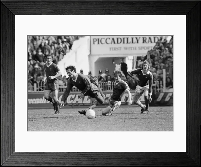 Framed Print : FA Cup Semi Final match at Maine Road, Manchester. Liverpool 2 v Everton 2 Framed Print : FA Cup Semi Final match at Maine Road, Manchester. Liverpool 2 v Everton 2