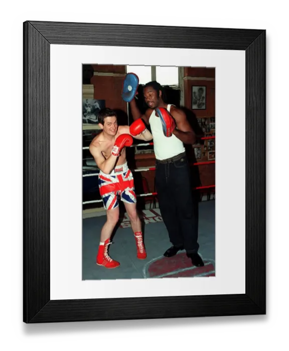 Framed Print : Matthew Wright Mirror Journalist with Lennox Lewis 1997 WBC World Heavy Weight Framed Print : Matthew Wright Mirror Journalist with Lennox Lewis 1997 WBC World Heavy Weight