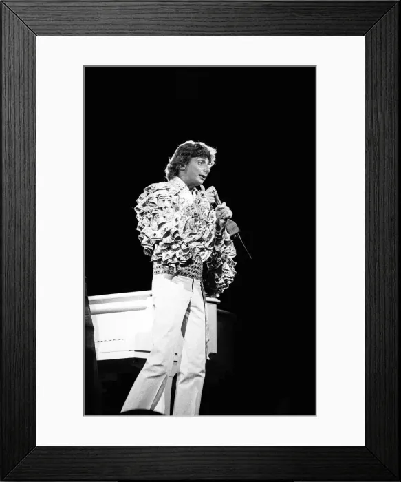 Framed Print : Barry Manilow in concert at the Bay Front Arena, St. Petersburg, Florida, United States Framed Print : Barry Manilow in concert at the Bay Front Arena, St. Petersburg, Florida, United States