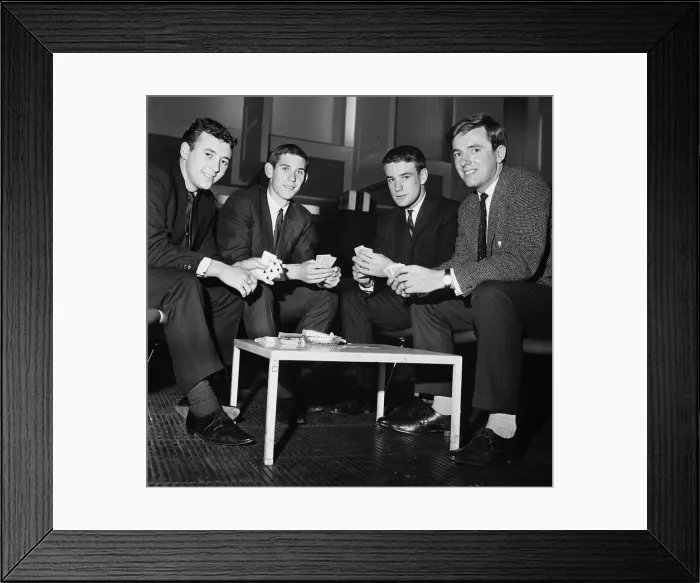 Framed Print : Everton players relax at Ringway airport, Manchester, while waiting for their plane to Framed Print : Everton players relax at Ringway airport, Manchester, while waiting for their plane to