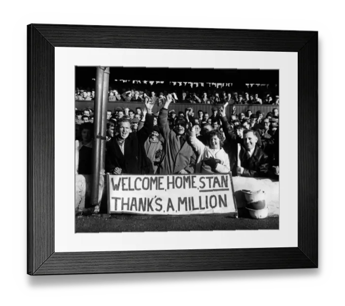 Framed Print : Sport Football Stanley Matthews returns to Stoke. Every picture tells a story Framed Print : Sport Football Stanley Matthews returns to Stoke. Every picture tells a story