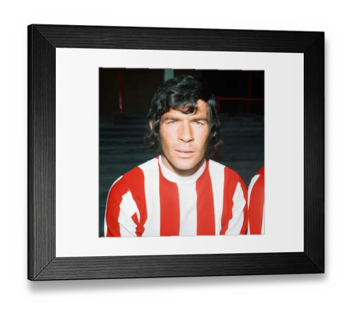 Framed Print : Stoke City FC. Eric Skeels. July 1972 Framed Print : Stoke City FC. Eric Skeels. July 1972