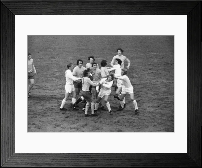 Framed Print : Stoke v Arsenal FA Cup Semi Final at Villa Park, 15th April 1972