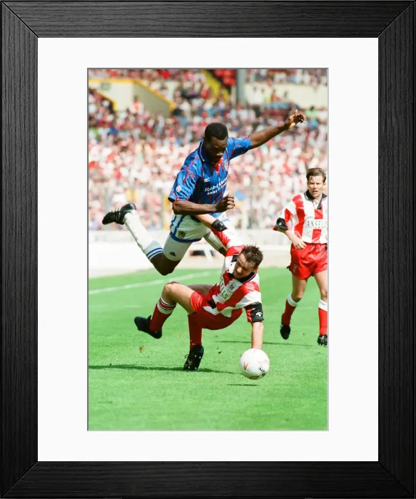 Framed Print : Stoke City v Stockport County Autoglass Trophy Final at Wembley Stadium Framed Print : Stoke City v Stockport County Autoglass Trophy Final at Wembley Stadium