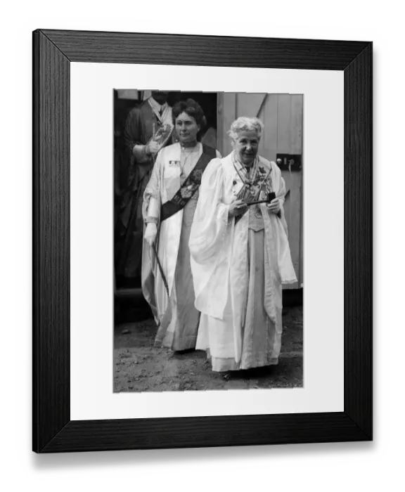 Framed Print : Annie Besant, 1947 - 1933, prominent Theosophist, womens rights activist Framed Print : Annie Besant, 1947 - 1933, prominent Theosophist, womens rights activist