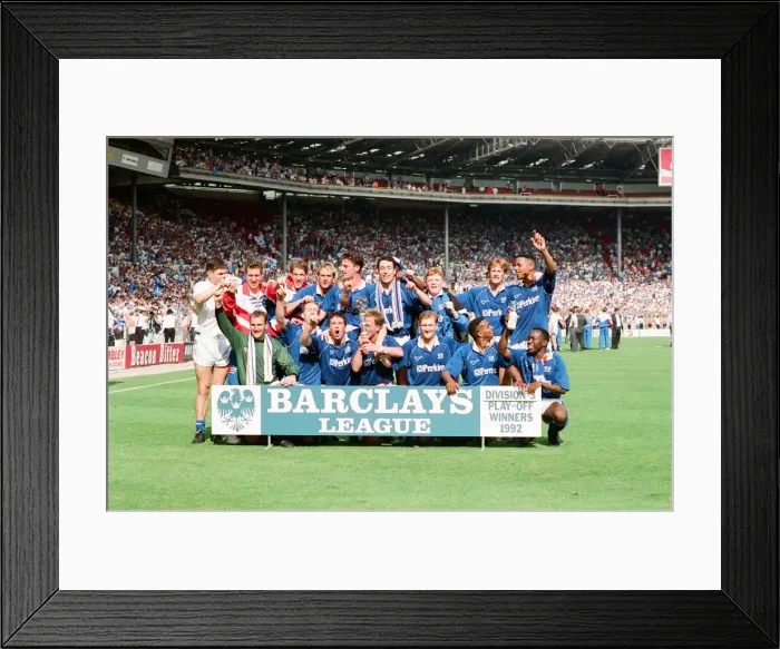 Framed Print : Peterborough v Stockport County Division 3 Play-off final at Wembley Stadium