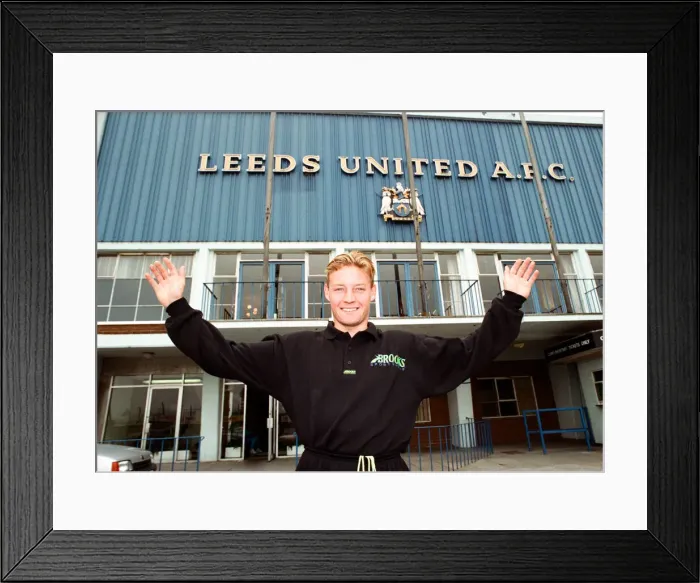 Framed Print : Leeds United player David Batty outside Elland Road. 18th September 1990