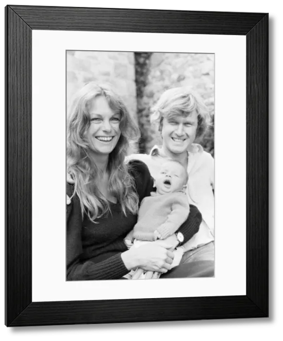 Framed Print : Former model Jean Shrimpton, 36, pictured with husband Michael Cox and baby son Thaddeus