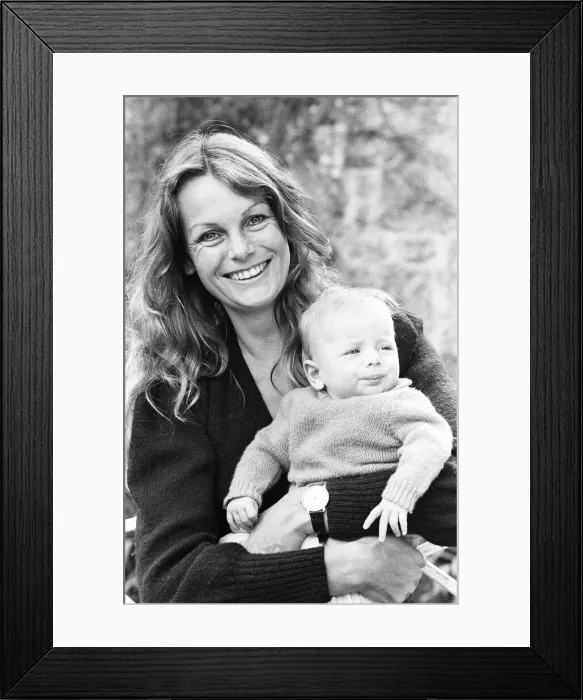 Framed Print : Former model Jean Shrimpton, 36, pictured with baby son Thaddeus, aged 3 months Framed Print : Former model Jean Shrimpton, 36, pictured with baby son Thaddeus, aged 3 months
