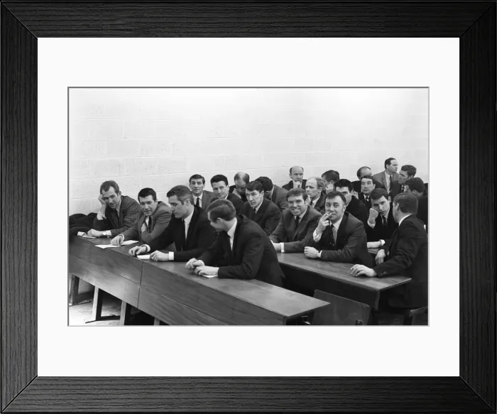 Framed Print : Football Association teach-in at Leeds University with Sheffield United manager John Framed Print : Football Association teach-in at Leeds University with Sheffield United manager John