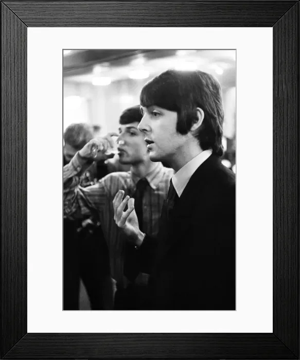 Framed Print : Paul McCartney of The Beatles, at press conference to announce Leicester University Framed Print : Paul McCartney of The Beatles, at press conference to announce Leicester University