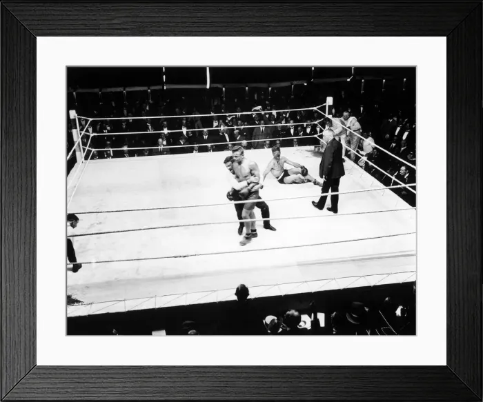 Framed Print : Boxing at Olympia, Kensington, London, United Kingdom. Joe Beckett v. Frank Goddard Framed Print : Boxing at Olympia, Kensington, London, United Kingdom. Joe Beckett v. Frank Goddard